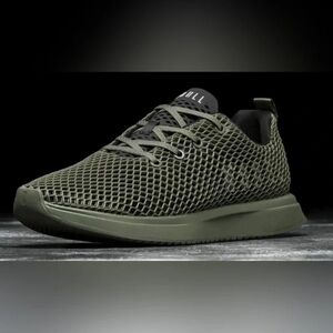 NOBULL Army Black Mesh Runners. 10.5